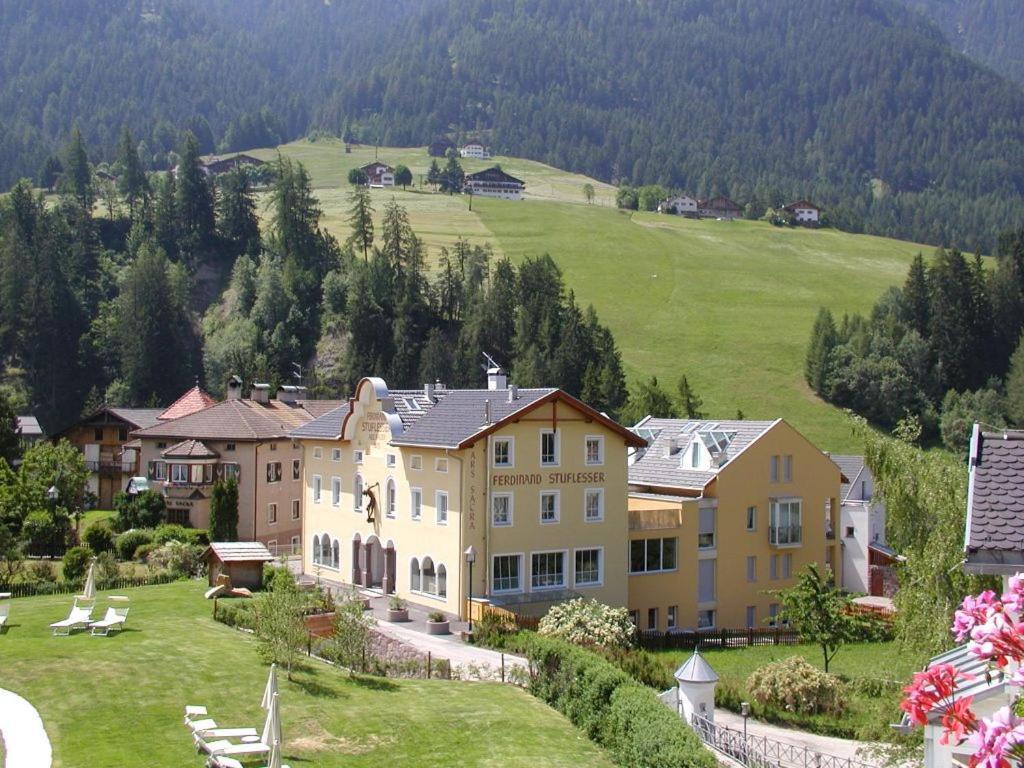 Apartments Petlin Ортизей Екстериор снимка