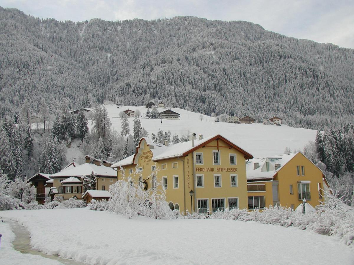 Apartments Petlin Ортизей Екстериор снимка