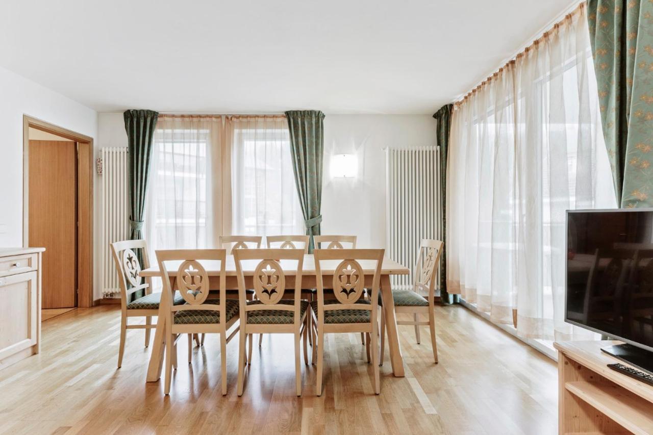 Apartments Petlin Ортизей Екстериор снимка