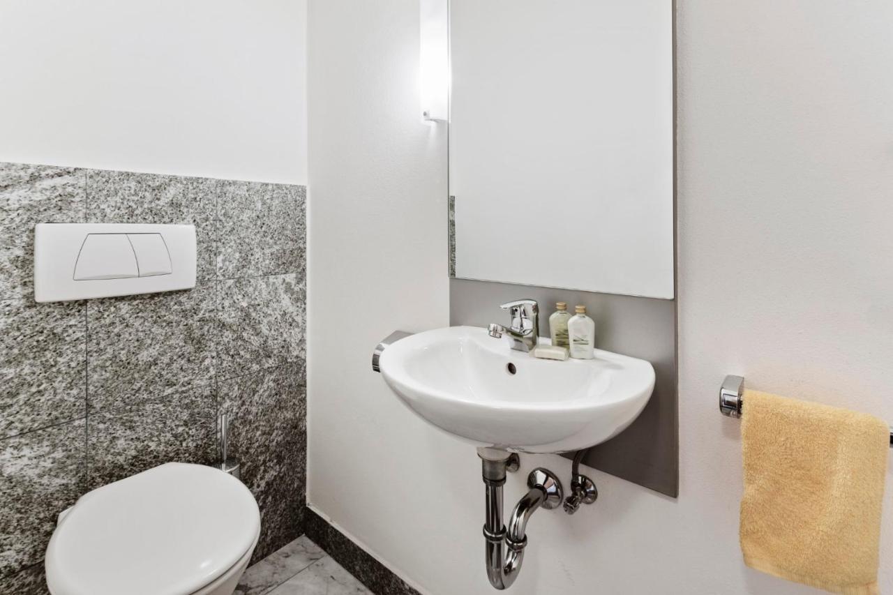 Apartments Petlin Ортизей Екстериор снимка