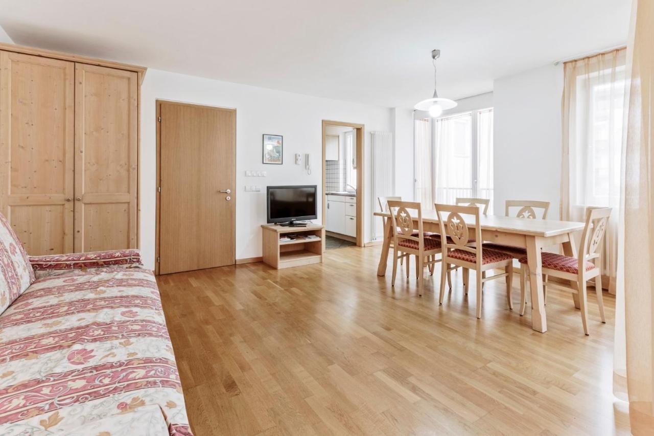 Apartments Petlin Ортизей Екстериор снимка