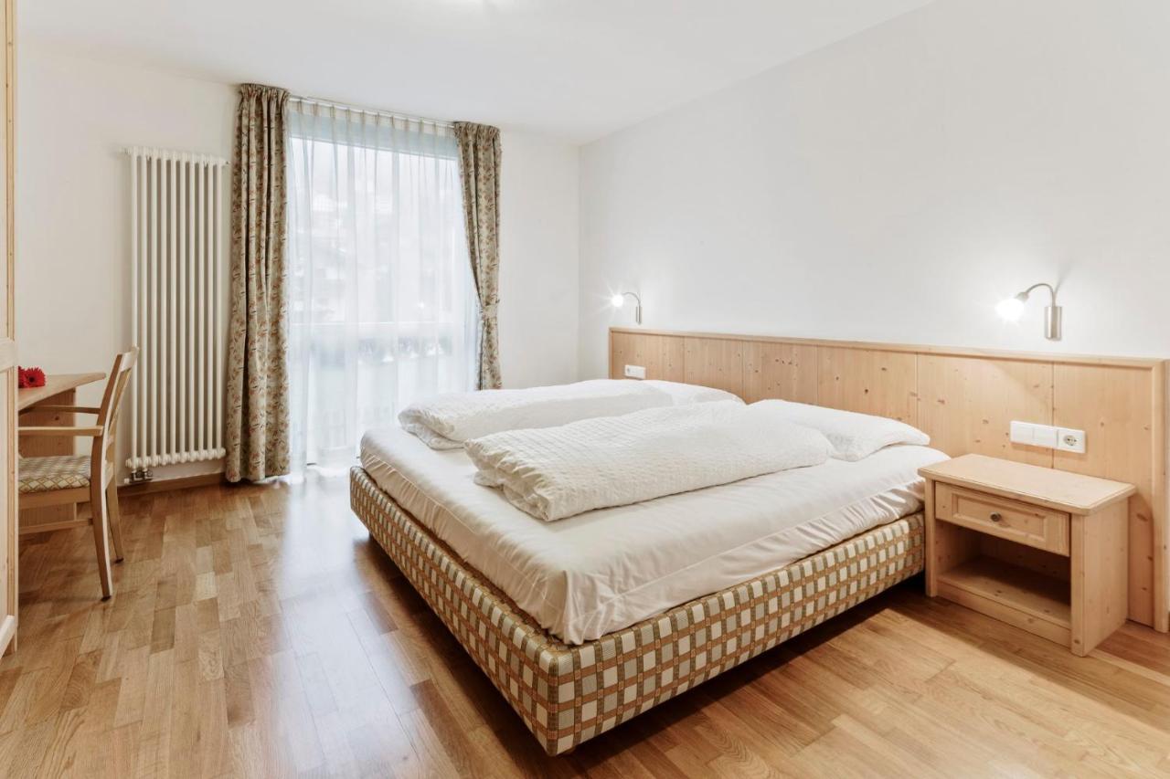 Apartments Petlin Ортизей Екстериор снимка