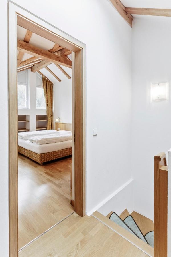 Apartments Petlin Ортизей Екстериор снимка